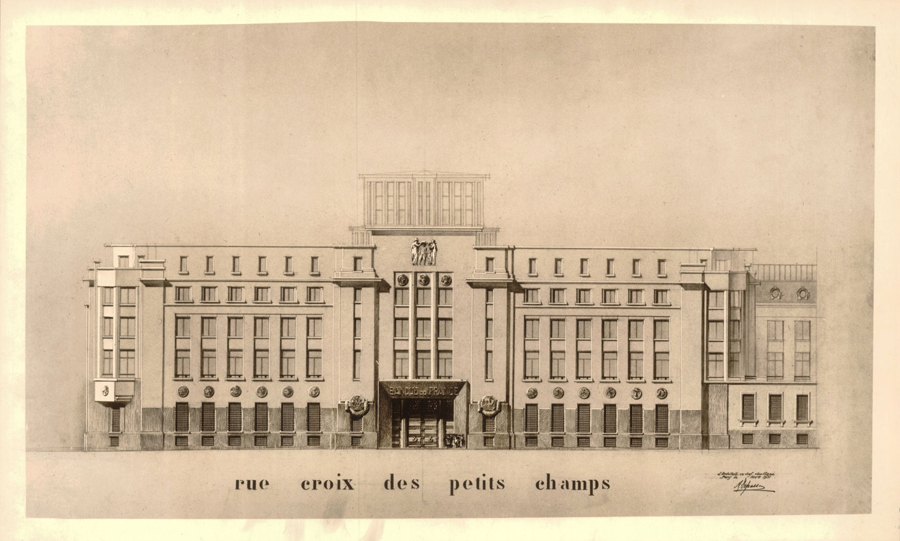 Banque de France facade on 